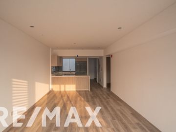 Venta Departamento De Estreno En Miraflores. 86M2