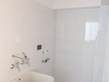 Venta Departamento De Estreno En Miraflores. 86M2