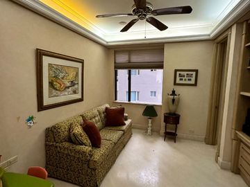 VENTA HERMOSO APARTAMENTO DE 350 METROS EN EL GOLF