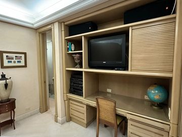 VENTA HERMOSO APARTAMENTO DE 350 METROS EN EL GOLF