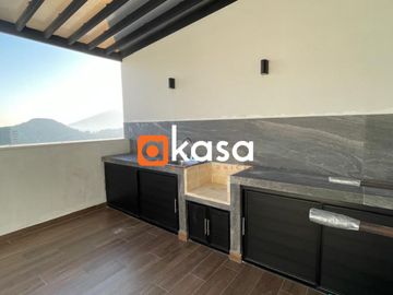 Casa en Venta en Torre Nación, Fundadores, Valle Oriente.