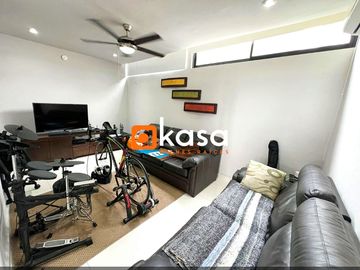 Casa en Venta en Torre Nación, Fundadores, Valle Oriente.