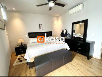 Casa en Venta en Torre Nación, Fundadores, Valle Oriente.