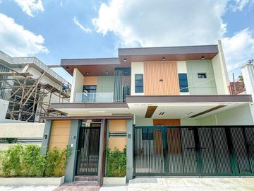 4 Bedroom Semi Furnished House and Lot for Sale in BF Resort, Las Piñas
