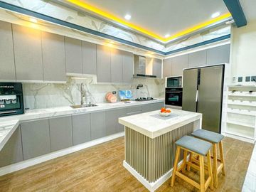 4 Bedroom Semi Furnished House and Lot for Sale in BF Resort, Las Piñas