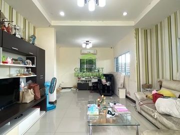 หมู่บ้านภูมิสิริ รังสิต คลอง 4 ปทุมธานี Baan Poomsiri Rangsit Klong 4 ขายด่วน บ้านเดี่ยว 2 ชั้น เนื้อที่ 75.30 ตร.ว ทำเลดี แปลงริม ราคาต่อรองได้