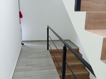 CASA TIPO LOFT DE DOS RECAMARAS CON ROOF GARDEN METEPEC DISEÑO CONTEMPORANEO