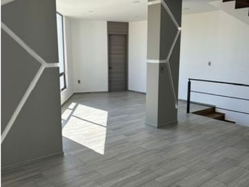 CASA TIPO LOFT DE DOS RECAMARAS CON ROOF GARDEN METEPEC DISEÑO CONTEMPORANEO