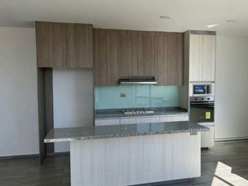 CASA TIPO LOFT DE DOS RECAMARAS CON ROOF GARDEN METEPEC DISEÑO CONTEMPORANEO