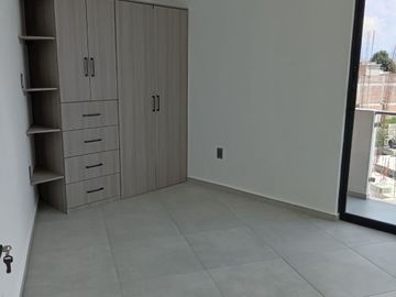 CASA TIPO LOFT DE DOS RECAMARAS CON ROOF GARDEN METEPEC DISEÑO CONTEMPORANEO