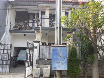 DIJUAL RUMAH DARMO SELATAN PERMAI 6