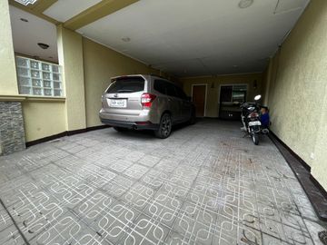 DREAM HOUSE FOR SALE NEAR ESTANCIA MALL PASIG!