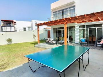Se Vende Moderna Casa En La Residencial La Angostura