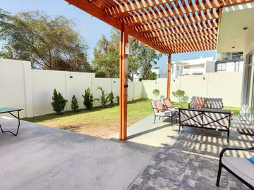 Se Vende Moderna Casa En La Residencial La Angostura