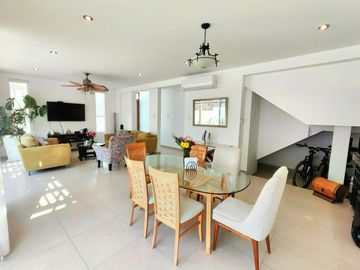 Se Vende Moderna Casa En La Residencial La Angostura
