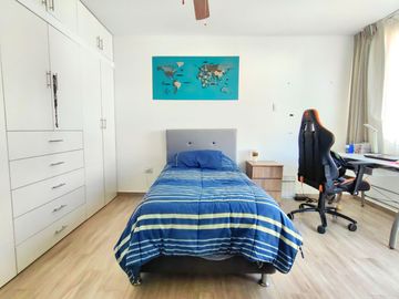 Se Vende Moderna Casa En La Residencial La Angostura