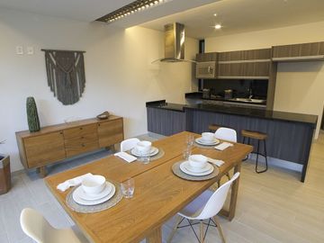 Penthouse de 2 Recámaras 3Baños en Aldea Zamá. Financiamiento directo.