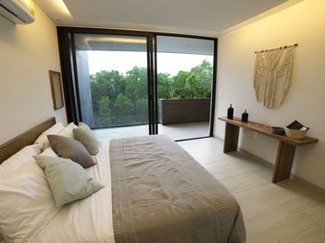 Penthouse de 2 Recámaras 3Baños en Aldea Zamá. Financiamiento directo.