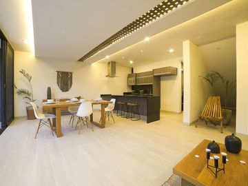 Penthouse de 2 Recámaras 3Baños en Aldea Zamá. Financiamiento directo.