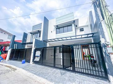Brand New 2 Storey Modern Design House and Lot For Sale In Bf Resort Village Las pinas City