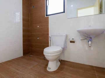 Beautiful brand new house for sale modern style in Sanpeesuea area, Close to Pakhoi Market