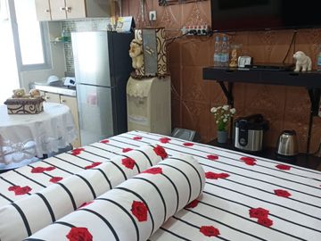 Apartemen Educity Stanford Studio Full Furnish SHM Siap Huni Langka dkt ITS Pakuwon City