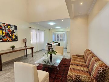 WELL MAINTAINED SINGLE DETACHED HOUSE AND LO WITH SWIMMINNG POOL IN BF HOMES PARAÑAQUE CITY