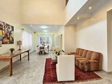 WELL MAINTAINED SINGLE DETACHED HOUSE AND LO WITH SWIMMINNG POOL IN BF HOMES PARAÑAQUE CITY