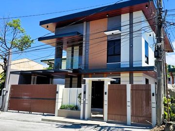 Brand New Modern Living Redefined Spacious 5-Bedroom Home with a Refreshing Lap Pool In BF Homes Parañaque City .
