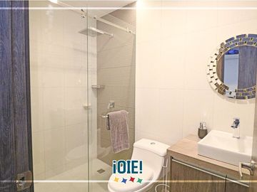 Suite en venta en edificio Riva Di Mare, Manta, Ecuador