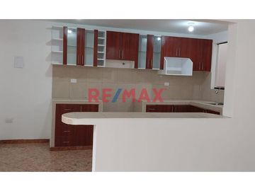 Surco Venta Departamento 1er Piso.