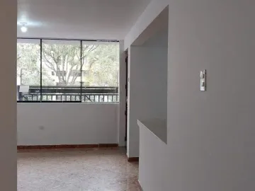 Surco Venta Departamento 1er Piso.