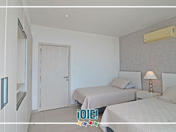 Departamento de 2 dormitorios en Venta, en Edificio Ibiza, Manta, Ecuador
