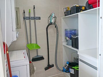 Departamento de 2 dormitorios en Venta, en Edificio Ibiza, Manta, Ecuador