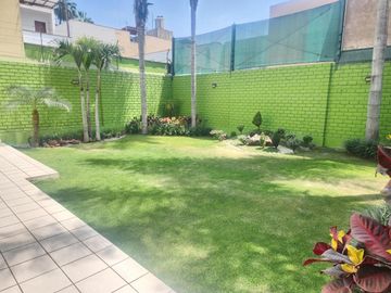 ESPECTACULAR CHALET 2 PLANTAS IMPECABLE NEPTUNO FRENTE JOCKEY PLAZA