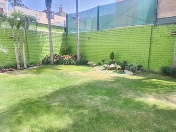 ESPECTACULAR CHALET 2 PLANTAS IMPECABLE NEPTUNO FRENTE JOCKEY PLAZA