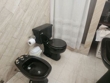 ESPECTACULAR CHALET 2 PLANTAS IMPECABLE NEPTUNO FRENTE JOCKEY PLAZA