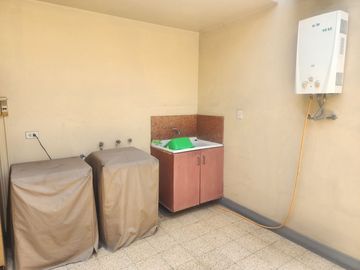 ESPECTACULAR CHALET 2 PLANTAS IMPECABLE NEPTUNO FRENTE JOCKEY PLAZA