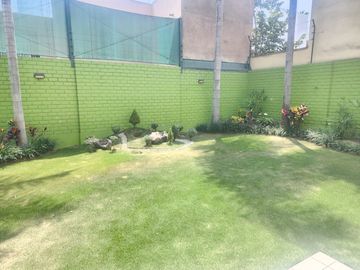 ESPECTACULAR CHALET 2 PLANTAS IMPECABLE NEPTUNO FRENTE JOCKEY PLAZA