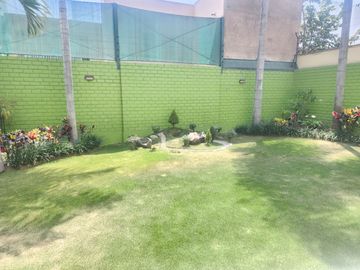 ESPECTACULAR CHALET 2 PLANTAS IMPECABLE NEPTUNO FRENTE JOCKEY PLAZA