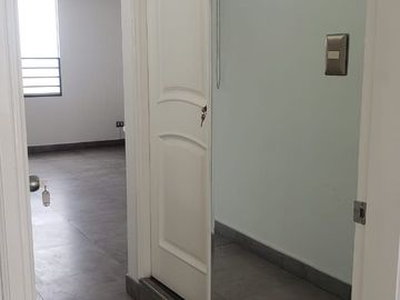 Alquiler de Exclusivo Departamento Triplex cerca del Óvalo Higuereta