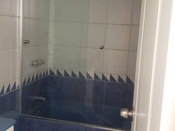 Alquiler de Exclusivo Departamento Triplex cerca del Óvalo Higuereta
