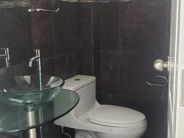 Alquiler de Exclusivo Departamento Triplex cerca del Óvalo Higuereta