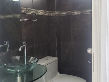 Alquiler de Exclusivo Departamento Triplex cerca del Óvalo Higuereta