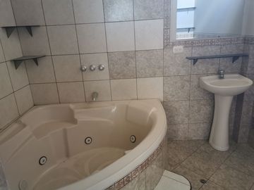 Casa En Venta Para Vivienda Oficinas O Empresas