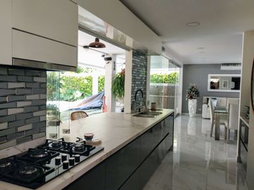 VENDO CASA EN LA MORADA CALI VALLE DEL CAUCA