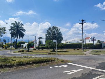 VENDO CASA EN LA MORADA CALI VALLE DEL CAUCA