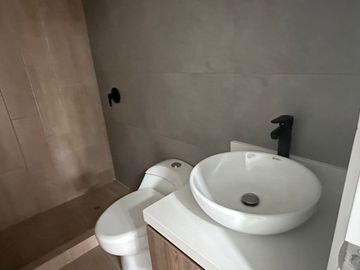 EN VENTA DEPARTAMENTOS DE ESTRENO EN MIRAFLORES ¡ENTREGA INMEDIATA!