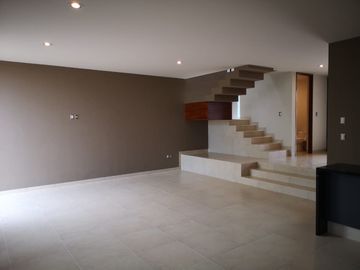 VENDO CASA MODELO VILLA PRADA EN LA CAMPIÑA DEL BOSQUE FUERA DE CLUSTER