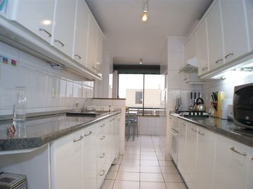 VENTA DEPARTAMENTO CALLE BRASILIA. LAS CONDES